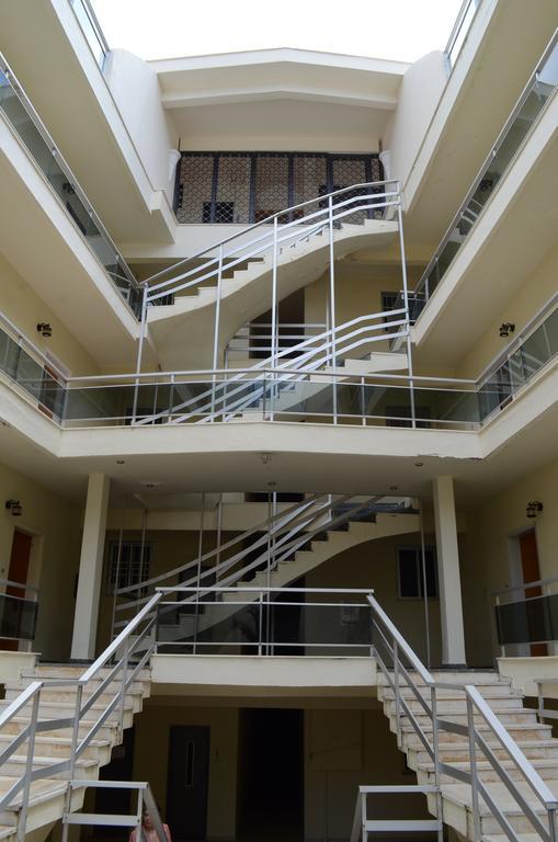 Kineta Apartments 外观 照片